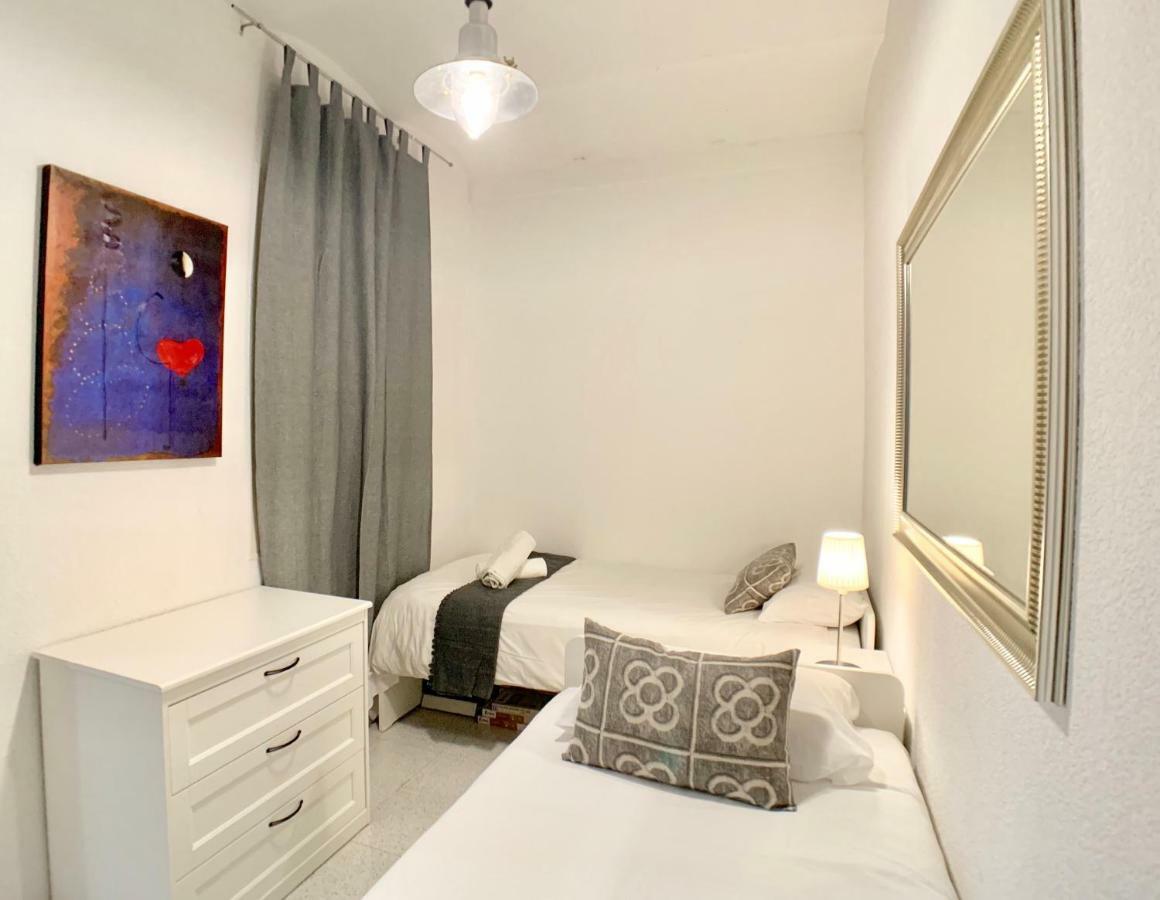 Charm Miro Appartement Barcelona Buitenkant foto