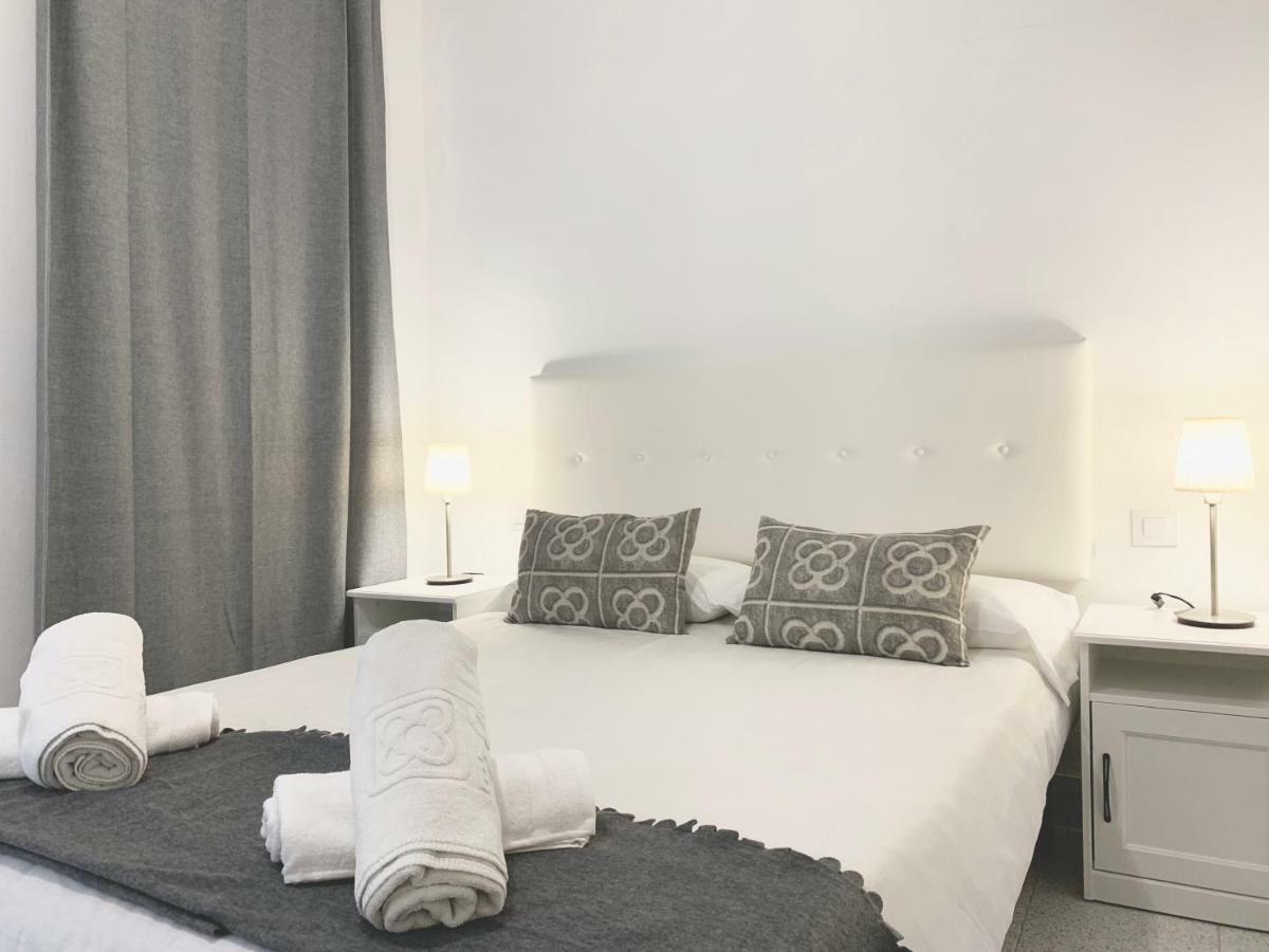 Charm Miro Appartement Barcelona Buitenkant foto